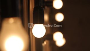 Bagaimana cara menghidupkan lailatul qadar? Apakah harus bedagang semalam full?