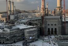 Peristiwa Fathu Makkah—penaklukan Kota Suci Makkah—merupakan salah satu kemenangan terbesar dalam sejarah Islam. Kemenangan ini bukan hanya menjadi momen penting dalam kehidupan Nabi shallallahu 'alaihi wa sallam dan para sahabat, tetapi juga diabadikan oleh Allah dalam Al-Qur’an di beberapa tempat.