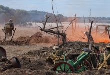 Perang saudara di Sudan sejatinya dikarenakan karena perebutan Gunung Emas. Pelajaran penting, agar kita tak terlalu ambisi pada dunia.