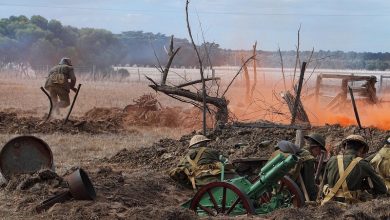 Perang saudara di Sudan sejatinya dikarenakan karena perebutan Gunung Emas. Pelajaran penting, agar kita tak terlalu ambisi pada dunia.